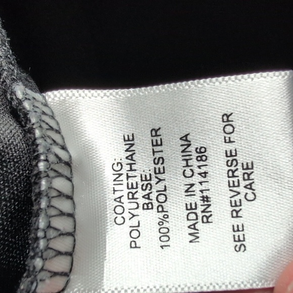 Juicy Couture Faux Leather Black Pants Size Medium - Picture 4 of 10